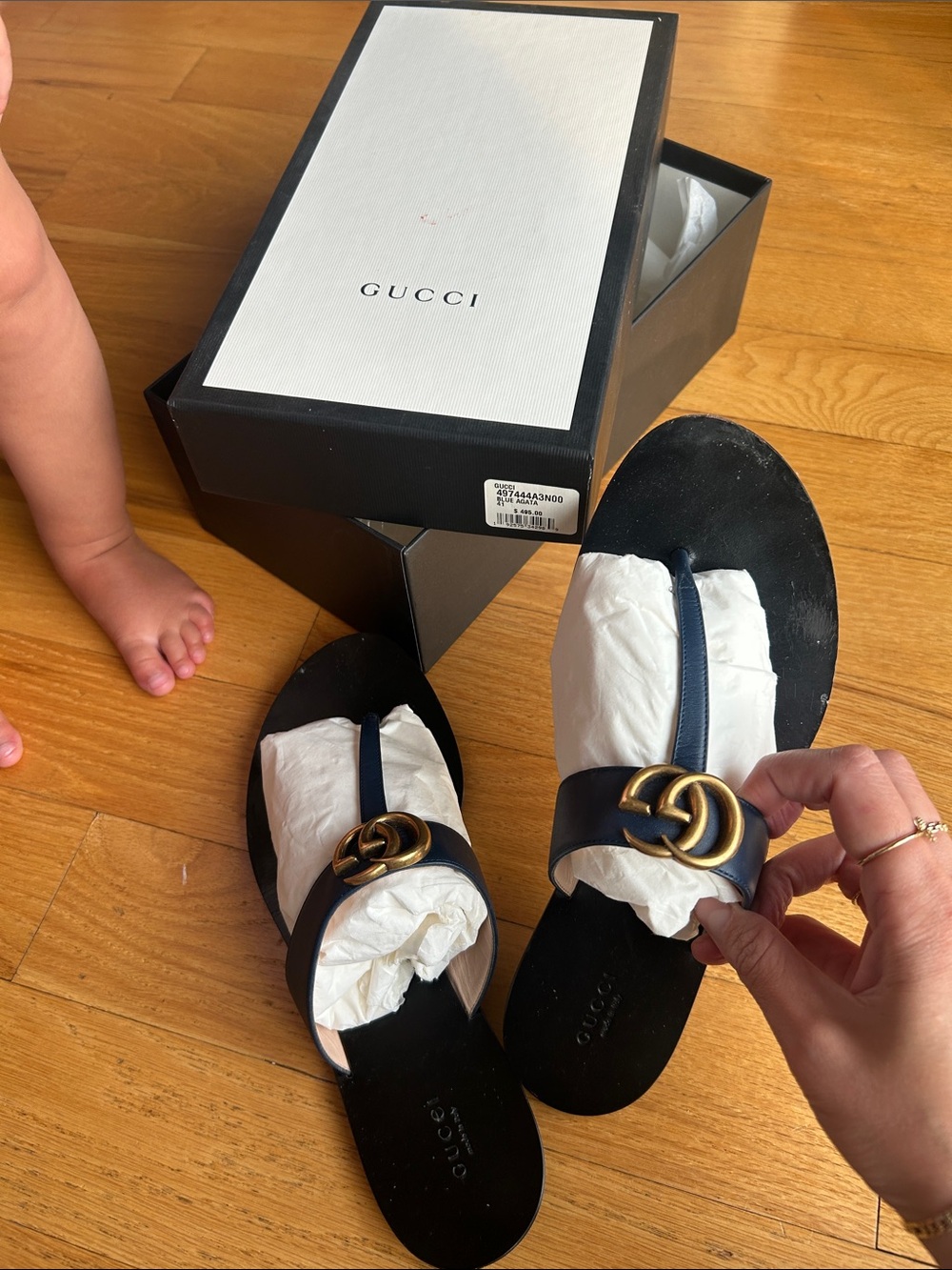 Gucci Navy Leather GG Thong Sandals with Gold Hardware - Picture 3 of 3